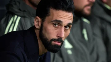 مراقبة متقدمة مانشستر يونايتد تستهدف نجم ليفربول لصفقات كبرى